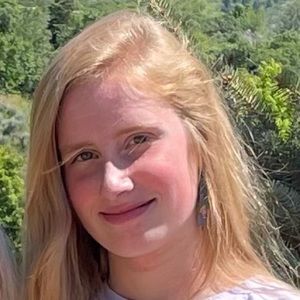 Meet your Posher, Rose